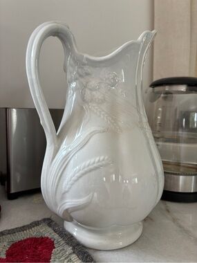 White English Ironstone Pitcher Wheat Relief Jug Alfred Meakin vase